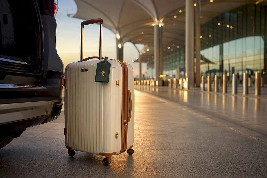 Save on Madinah Airport Transfers: 40–75 SAR Taxis, When to Prebook